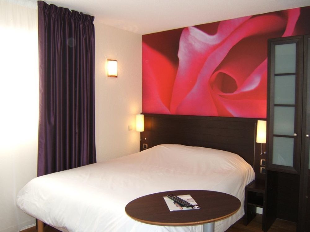 Hotel inn Grenoble Eybens Parc des Expositions Ex Kyriad Zimmer foto